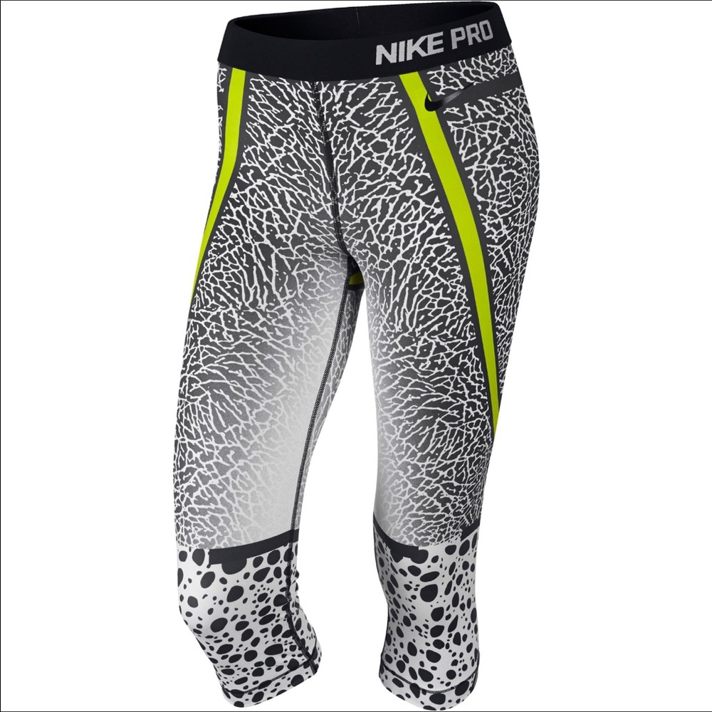 Nike Pro Safari Capris - Picture 2 of 5
